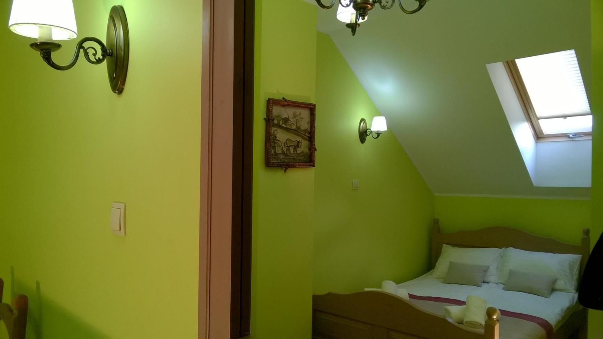 Hotel Pod Herbem -Pokoje Ozonowane Białystok Habitación foto